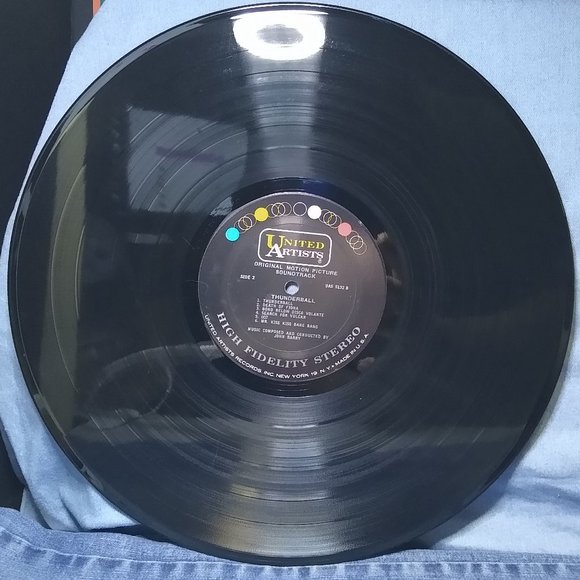 Thunderball Soundtrack 1965 007 James Bond Vinyl record MINTY - Picture 4 of 4